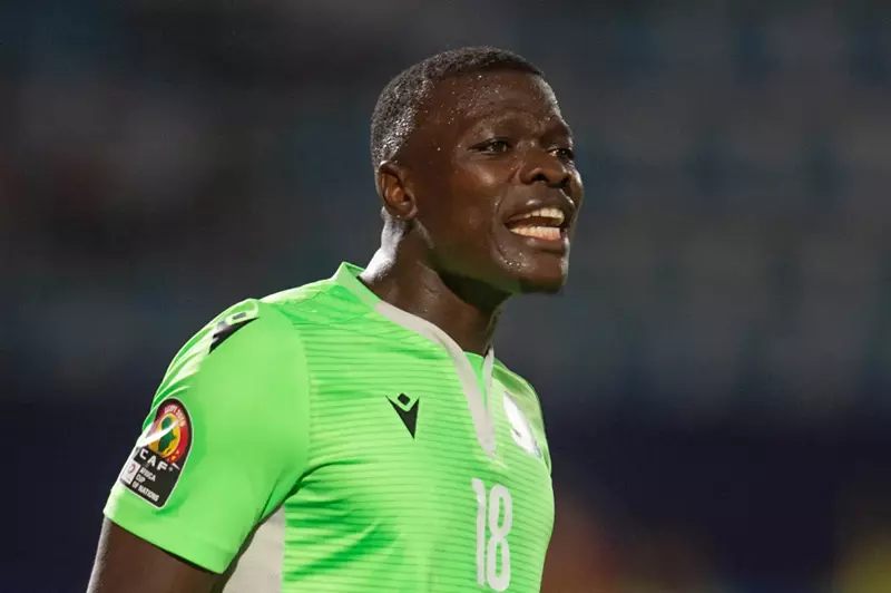 للتلاعب بالمباريات.. إيقاف حارس كينيا وبدء التحقيق معه بالتعاون مع فيفا وكاف